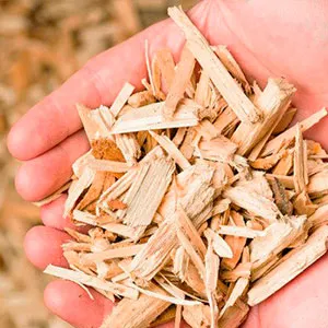 Хвойная щепа оптом в Иваново и других различных марок заказать от 16 тонн